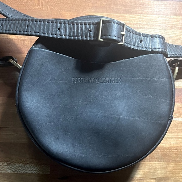 Portland Leather Handbags - Portland Leather Goods,’Almost Perfect Circle’ Small 7”x3” leather Crossbody Bag